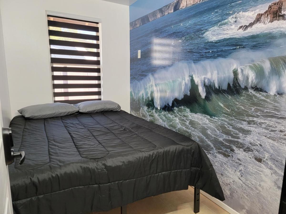 Orangewood & 51Ave Homestay - Not A Hotel Γκλέντεϊλ Εξωτερικό φωτογραφία