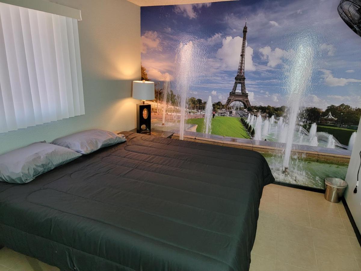 Orangewood & 51Ave Homestay - Not A Hotel Γκλέντεϊλ Εξωτερικό φωτογραφία